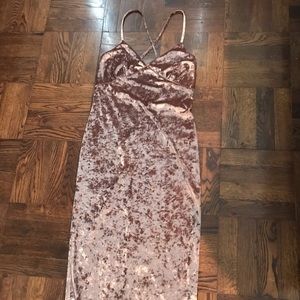 LULU’S Midi velvet blush colored dress